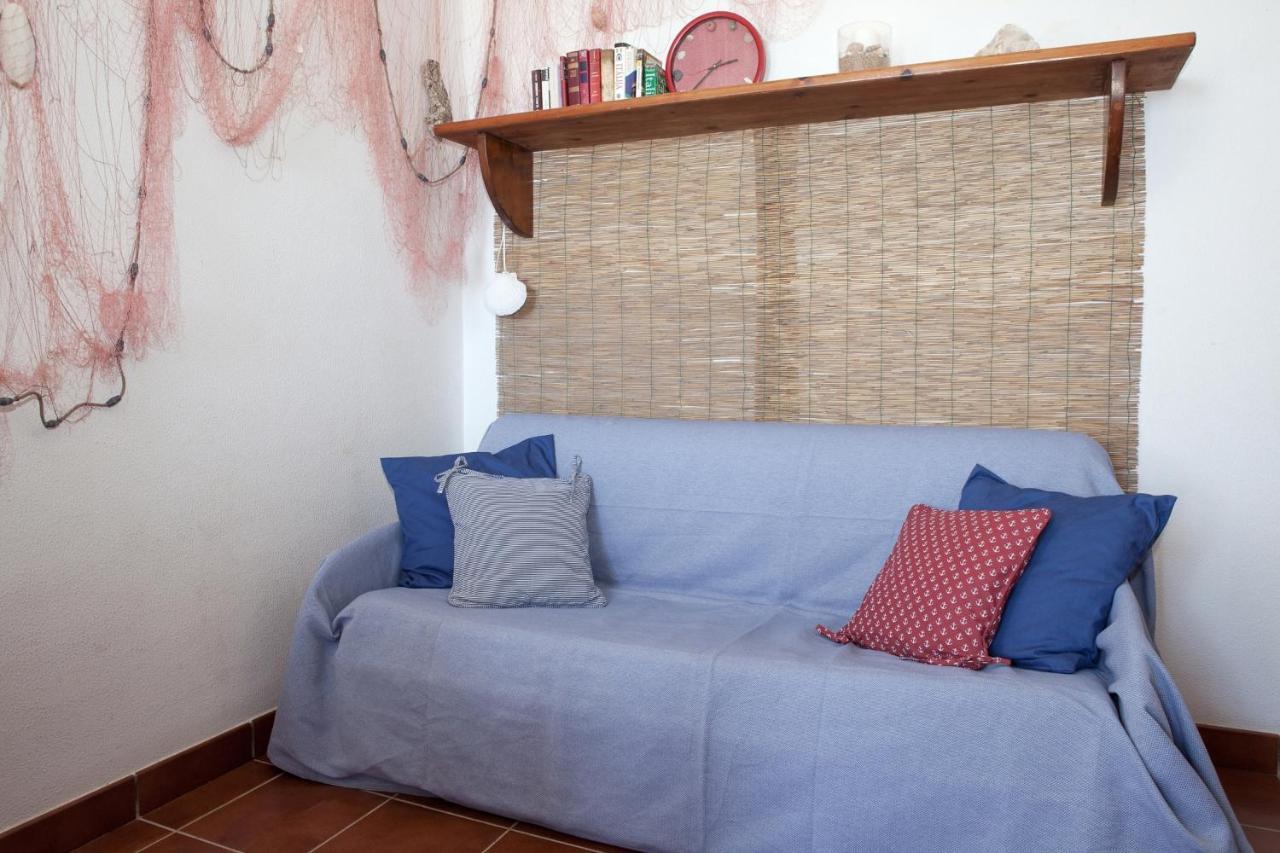ペトロジーノ Casa Al Mare Con Splendida Vista Sul Mareヴィラ エクステリア 写真