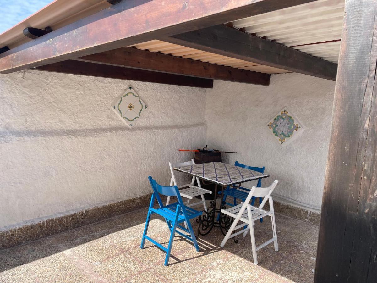 ペトロジーノ Casa Al Mare Con Splendida Vista Sul Mareヴィラ エクステリア 写真
